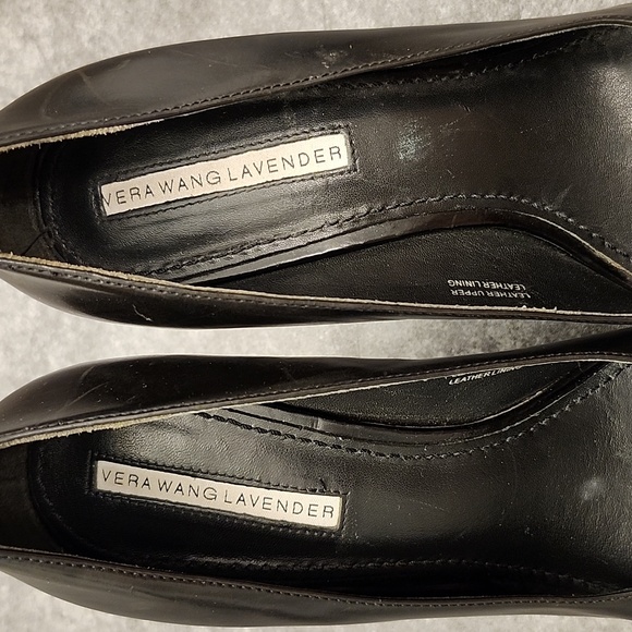 Vera Wang lavender label platform leather black heels size 7 - Picture 2 of 8